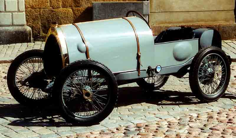 File:Bugatti Typ 13 Brescia Sport-Racing 1922.jpg