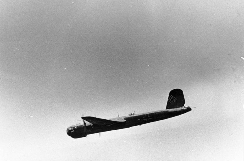 File:Bundesarchiv Bild 101I-668-7163-14, Flugzeug Heinkel He 177.jpg