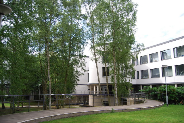 File:Queen's Building, University of East Anglia.jpg