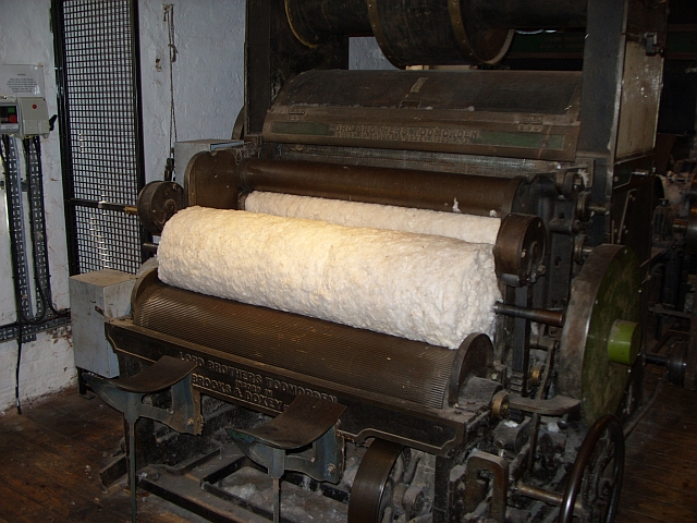 File:Restored carding machine at Quarry Bank Mill.jpg