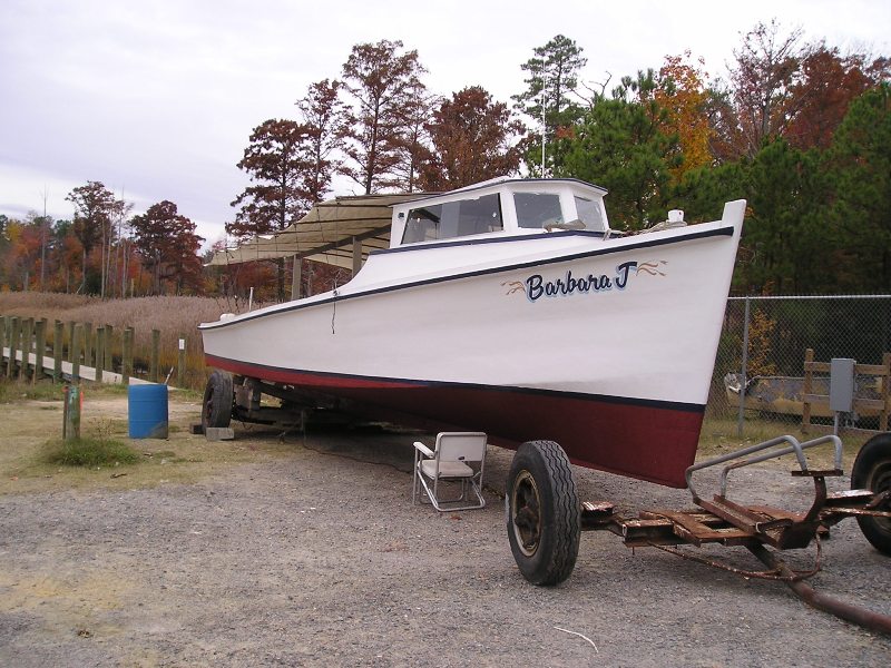 File:Deadrise Workboat Barbara J Bow View on Land.JPG