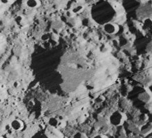 File:McLaughlin crater 4190 med.jpg