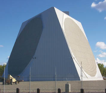File:PAVE PAWS Radar Clear AFS Alaska.jpg