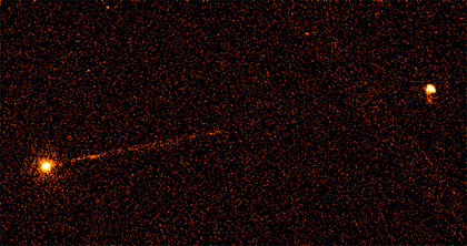 File:Pictor A Chandra X-ray.jpg