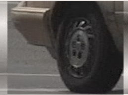 File:Interlaced video frame (car wheel)Xcorr.png