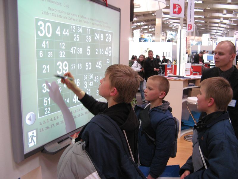 File:Interactive whiteboard at CeBIT 2007.jpg