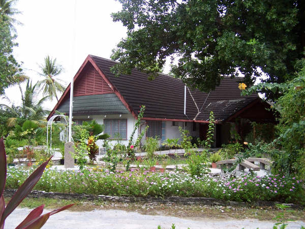 File:KiribatiPresidential Residence.jpg