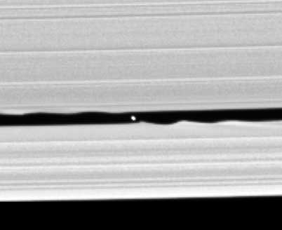 File:Moon Daphnis S2005 S1.jpg