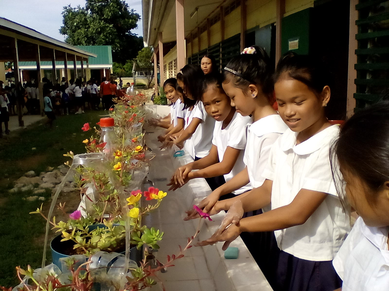 File:Global Handwashing Day Celebration at Lupok Central Elementary School, Guiuan Eastern Samar Philippines.png