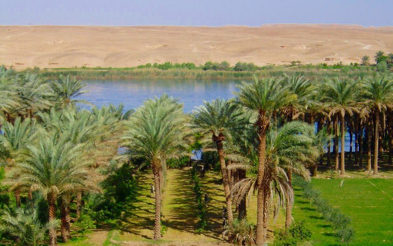File:Euphrates River.jpg