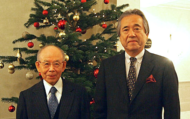 File:Isamu Akasaki and Seiji Morimoto 2014.jpg