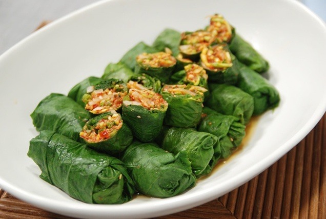 File:Pumpkin leaf kimchi.jpg