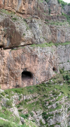 Darband cave, Gilan.jpg