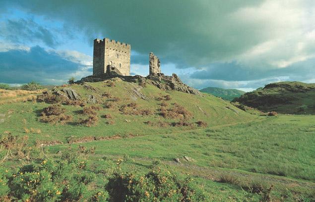 File:Dolwyddelan Castle Cadw.jpg