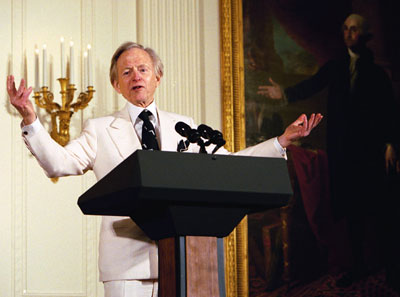 File:Wolfe at White House.jpg