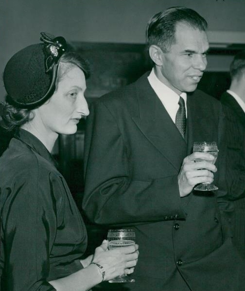 File:Helen and Glenn Seaborg 1951.jpg