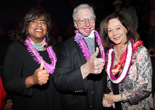 File:Chaz Hammel-Smith, Roger Ebert, and Nancy Kwan at the Hawaii International Film Festival in October 2010.jpg