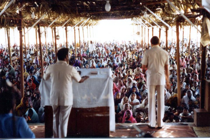 File:Revival crusade in Andhra Pradesh, India, Johannes Maas, American evangelist, speaking.jpg