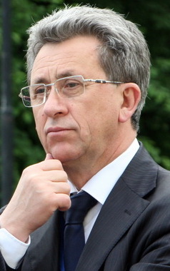 Oleg Aktov (cropped).jpg