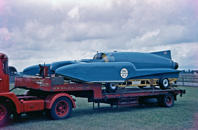 File:Bluebird K7 in 1960 at Goodwood.jpg