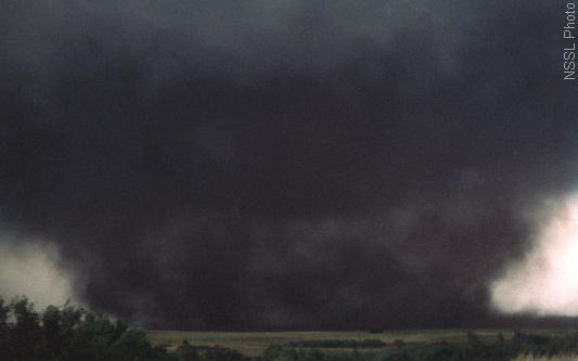 File:Binger Oklahoma Tornado.jpg