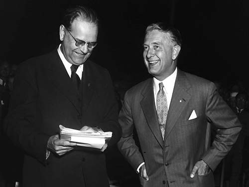 File:Tage Erlander & Bertil Ohlin 1954.jpg