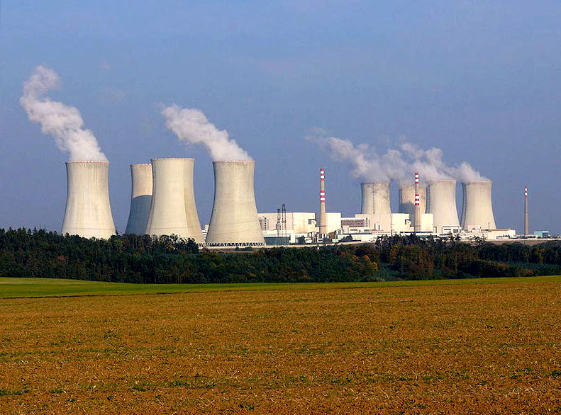 File:Nuclear.power.plant.Dukovany.jpg