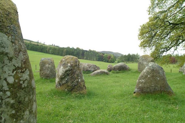 File:Croft Moraig Stone Circle - geograph.org.uk - 550696.jpg