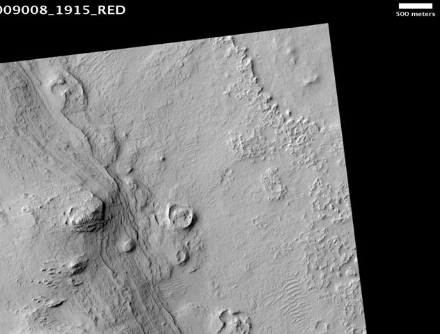 File:Henry Crater Mound.JPG
