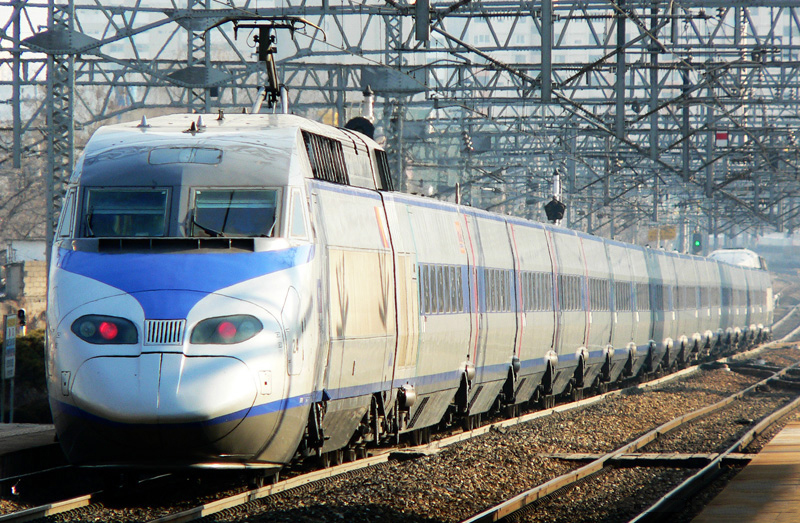 File:KTX (Korea Train eXpress).jpg