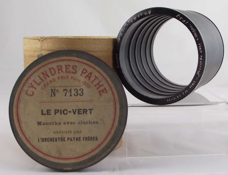 File:Pathé Cylinder.png