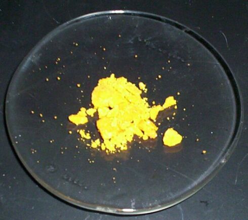 File:Iron(III) chloride hexahydrate.jpg
