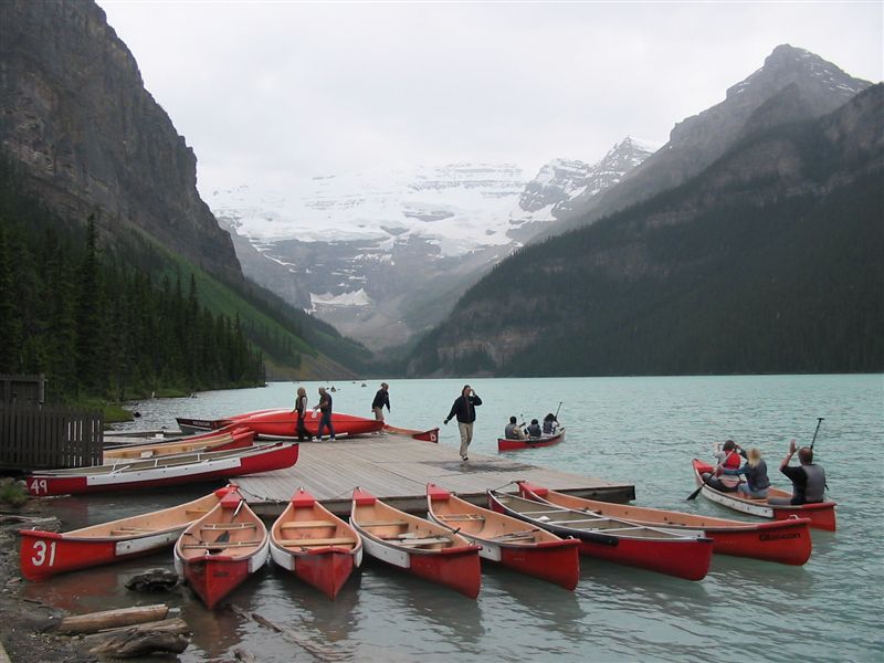 File:Canoe rental Lake Louise Flickr 117383997 4ad08ae6d6 o.jpg