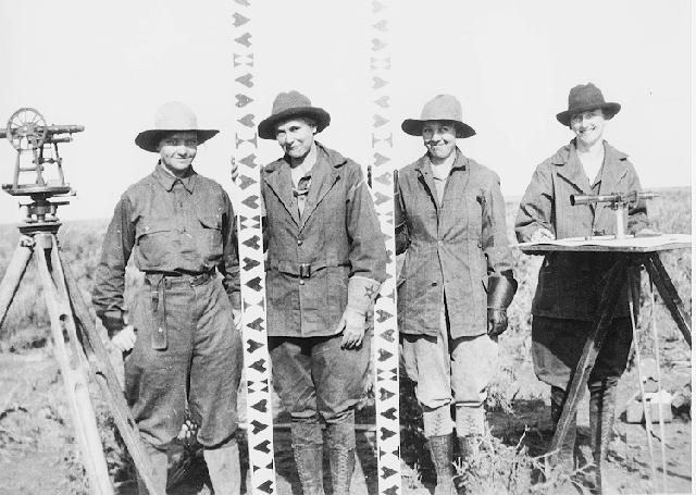 File:All female survey crew - Minidoka Project, Idaho 1918.jpg