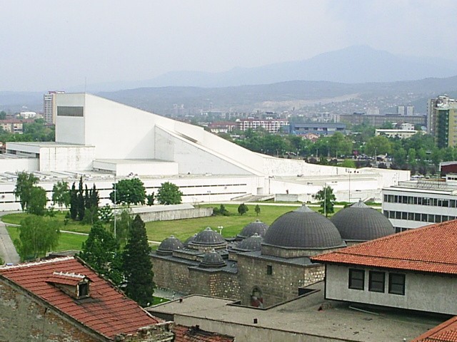 File:Skopje, Daut Pasuv hamam (turecke lazne) ve Skopji, bila budova v.jpg