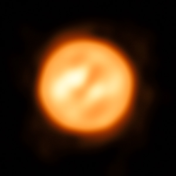 File:VLTI reconstructed view of the surface of Antares.jpg