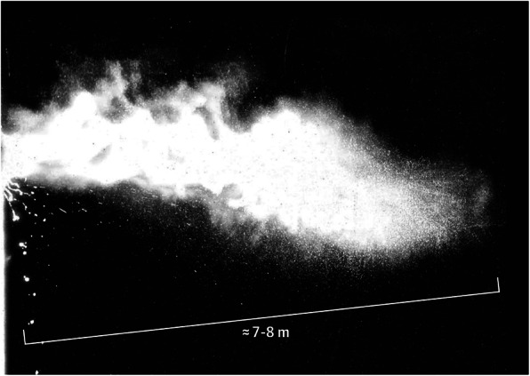 File:7- to 8-meter-long turbulent multiphase plume from a human sneeze.jpg