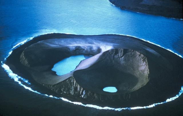 File:Jolnir Island in 1966 aerial photo.jpg