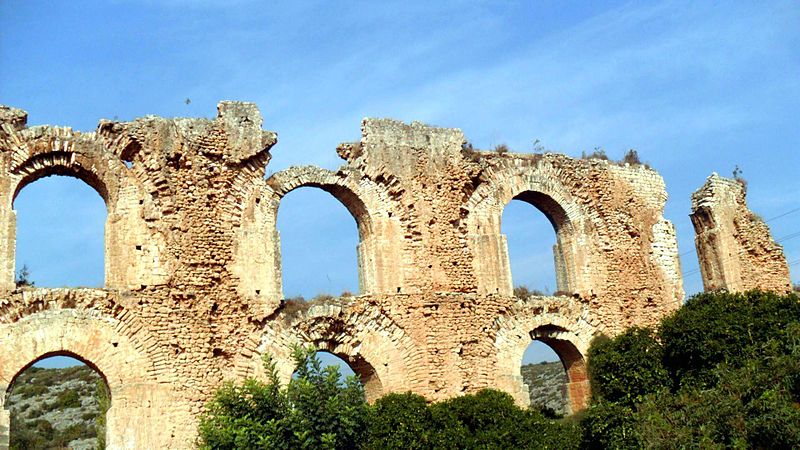 File:Lamas aqueduct, Mersin.jpg