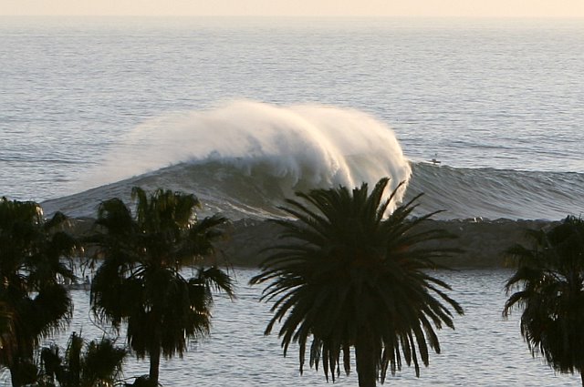File:Wedge-Newport Beach Wave.JPG