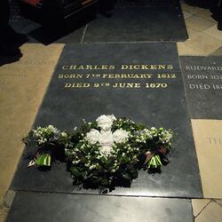 Charles Dickens grave 2012.jpg