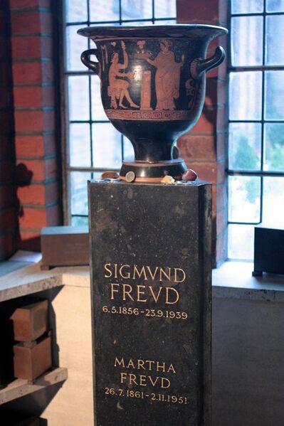 File:Freud's ashes in Golder's Green Columbarium.JPG