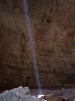 Majlis al Jinn - Descending into cave.jpg