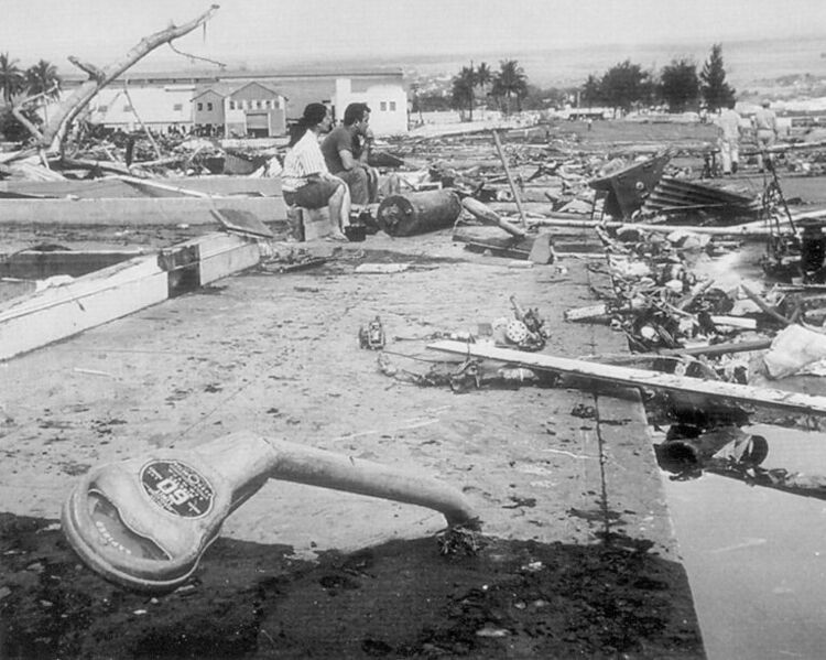 File:1960-Chilean-tsunami-Hilo-HI-USGS.jpg