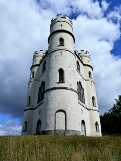 HaldonBelvedere Devon England.PNG