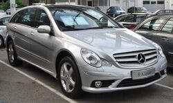 Mercedes R320CDI L AMG-Sportpaket front.JPG