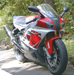 YAMAHA YZF-R7.JPG