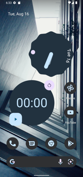 File:Android 13 homescreen.png
