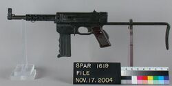 MAT Submachine Gun.jpg