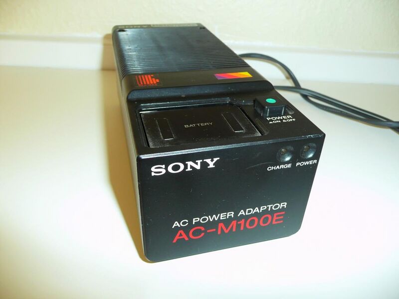 File:Power supply and battery charger for Betamovie.jpg